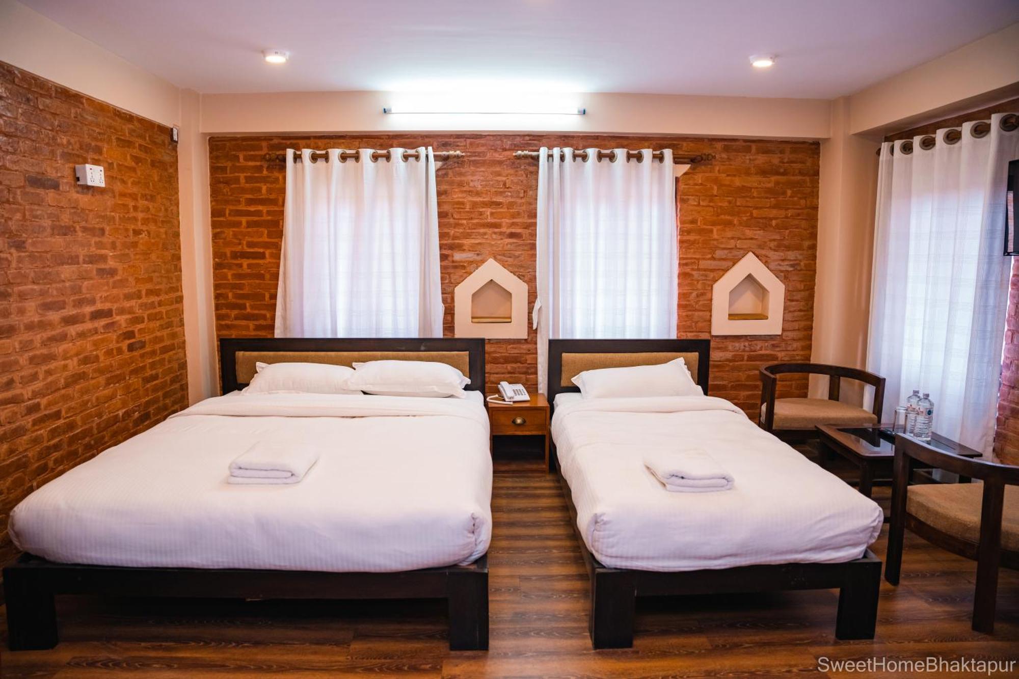 Hotel Sweet Home Bhatgoan Екстериор снимка