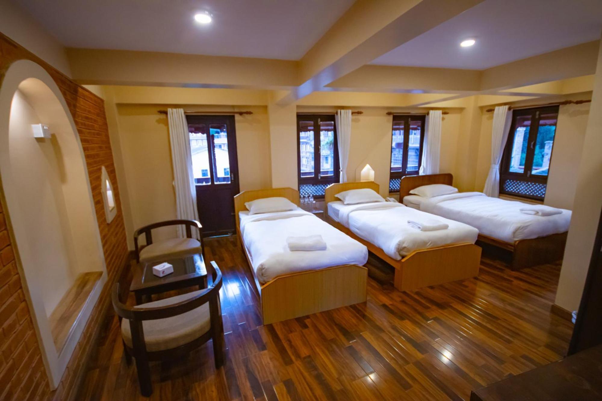 Hotel Sweet Home Bhatgoan Екстериор снимка