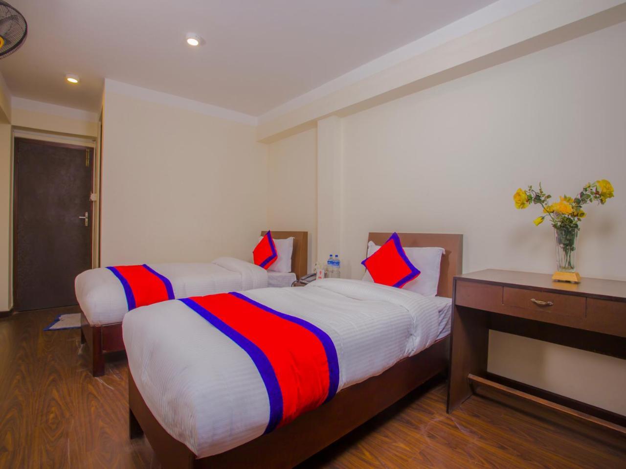 Hotel Sweet Home Bhatgoan Екстериор снимка